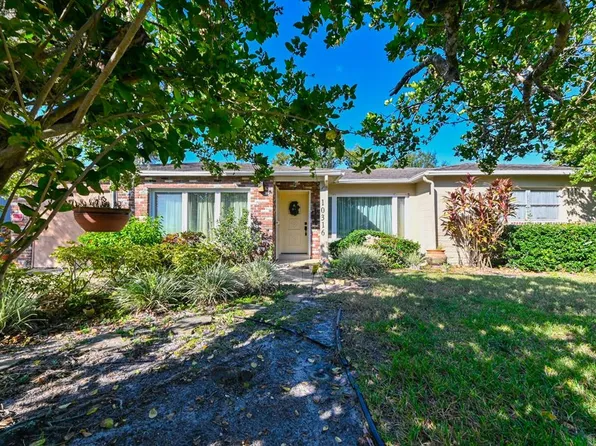 10316 N Oakleaf Ave, Tampa, FL 33612