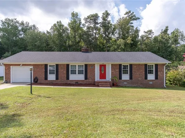 1621 Ronald Dr, Suffolk, VA 23434