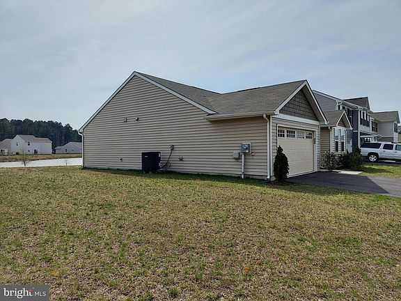 2nd image of 11656 Buckingham Dr