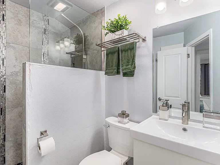 12160 Birch St — Photo 14