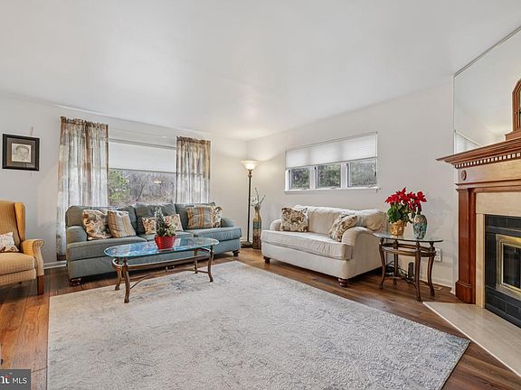 2nd image of 6208 Ebenezer Rd