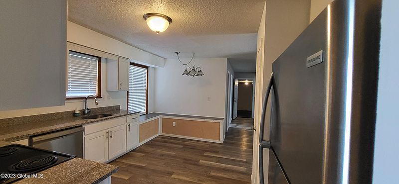 4th image of 6 Truman Way