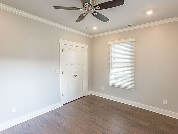 5th image of 1025 Peachtree St