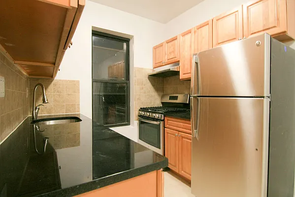 Rented by Horowitz Real Estate | media 17