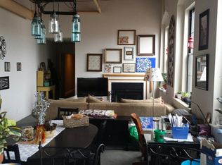 132 Arch St #403, Philadelphia, PA 19106