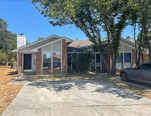 104 Oakwood Ln Photo 1