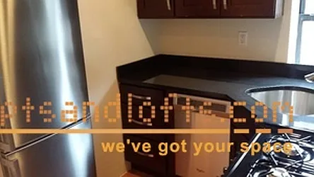 Rented by aptsandlofts.com