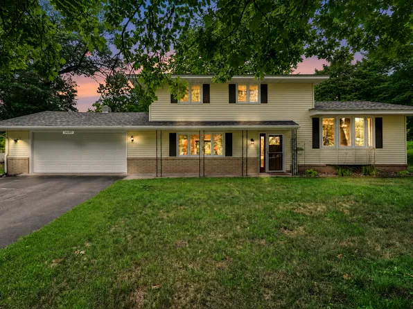 14680 University Ave NW, Andover, MN 55304
