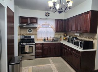 10122 81st St, Ozone Park, NY 11416