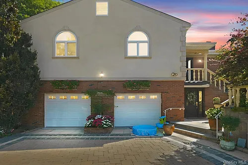 316 Gainsborg Ave #2 Photo 1 316 Gainsborg Ave #2 Photo 1