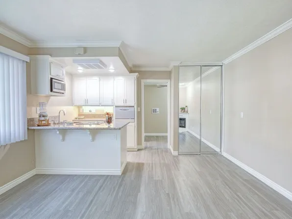 The Huntington, 812 W Huntington Dr APT 21, Arcadia, CA 91007