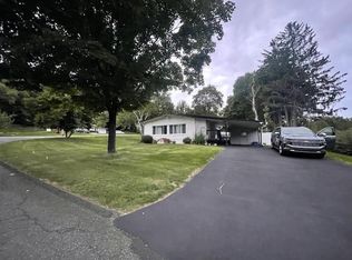 21 S Park Ave, Nanuet, NY 10954