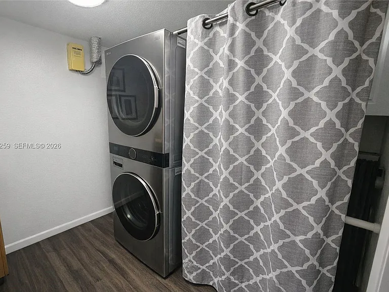 1448 Churchill Cir #103 — Photo 21