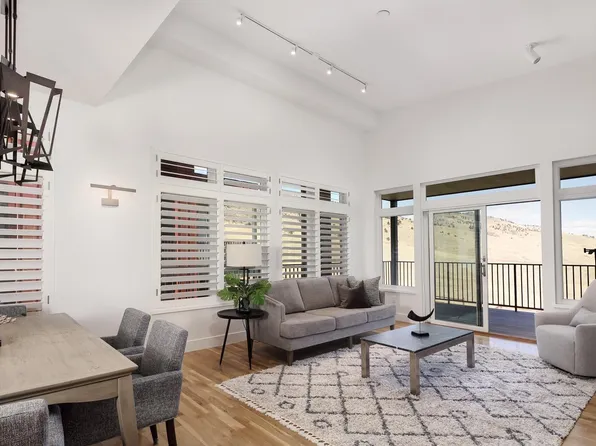 650 Terrace Ave #E, Boulder, CO 80304