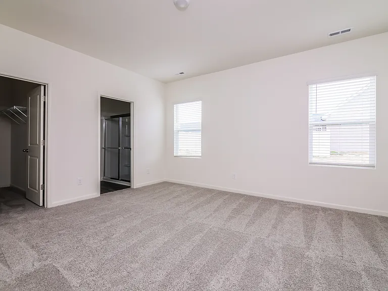 2924 Winding Ridge Dr W — Photo 2