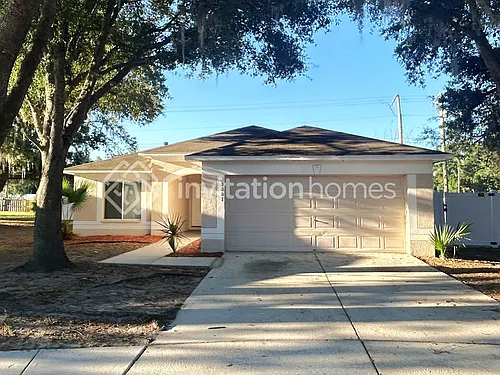 3001 Summer House Dr Photo 1