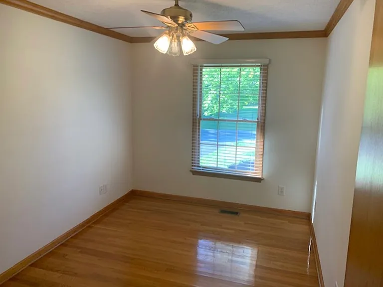 1047 Trogdon Dr — Photo 8