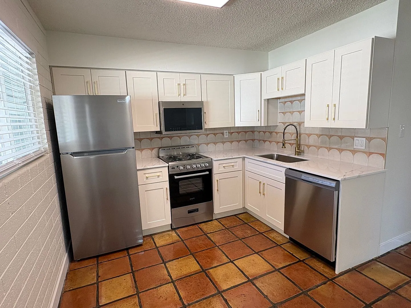 1873 E University Dr — Photo 1