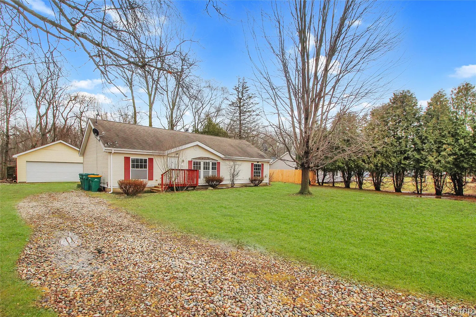 7175 Ozga St photo 1