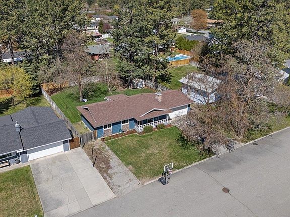 4th image of 10725 E 26th Ave