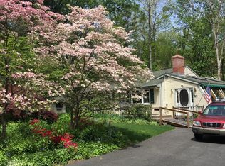 25 Indian Run, Enfield, CT 06082