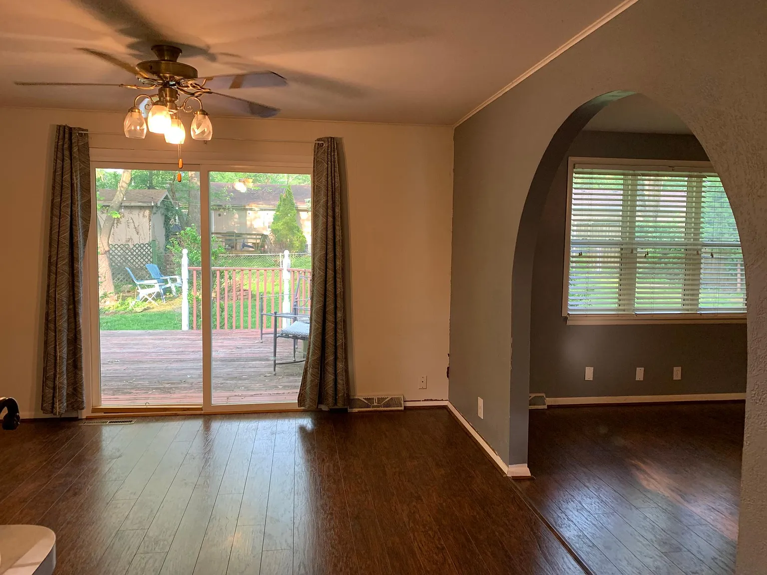 1262 S Belcrest Ave — Photo 2