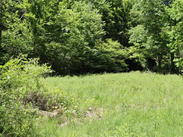 193 Creek Rd, Bolivar, PA 15923