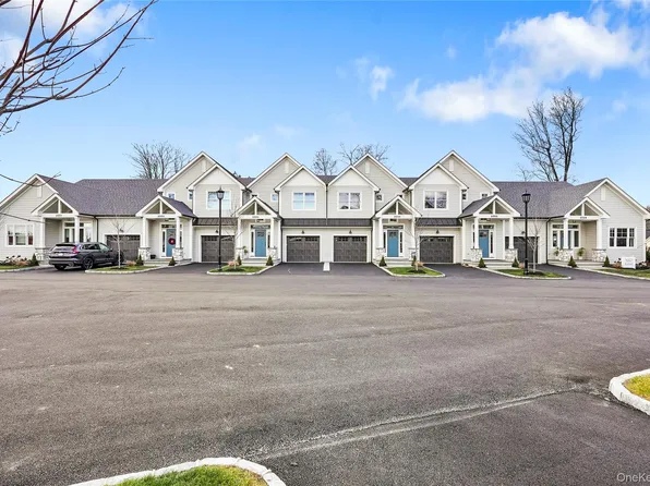2040 Crompond Road #17, Yorktown Heights, NY 10598