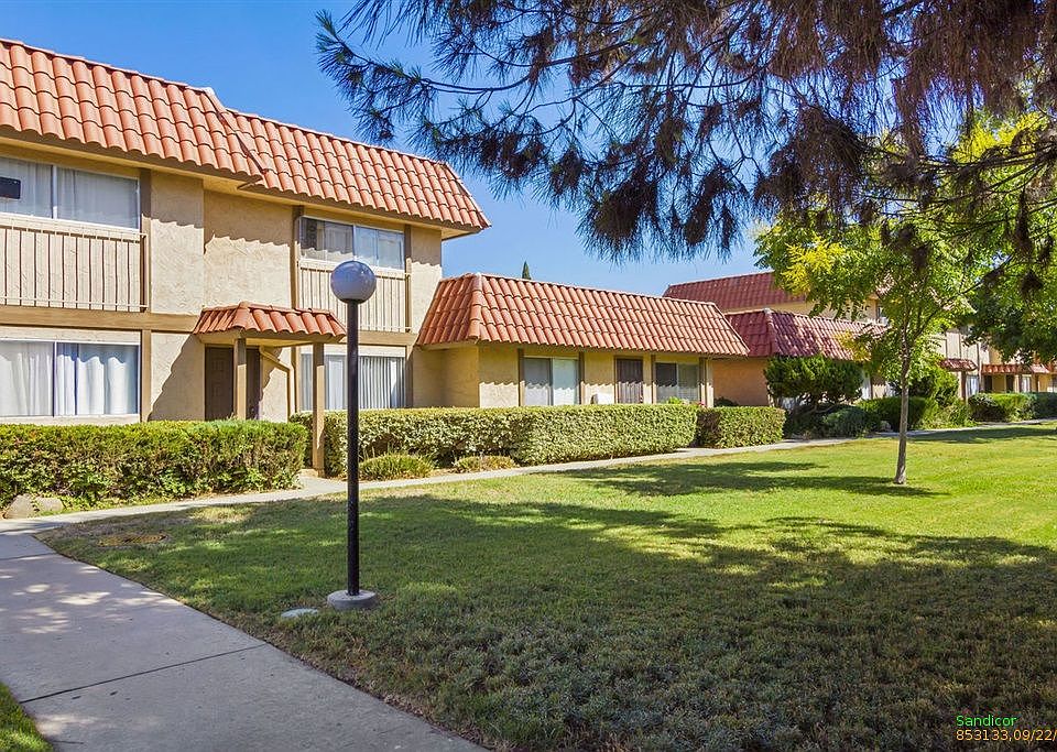 1st image of 917 N Fig St APT B