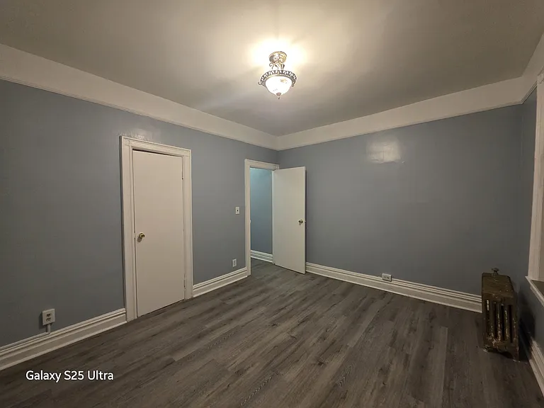 124 Storms Ave #3L — Photo 16