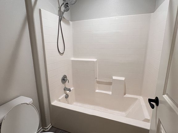 3rd image of 8090 Cornwall Ct #94-1