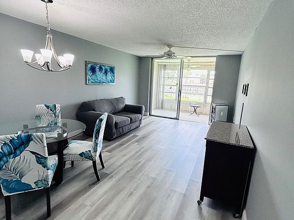 5th image of 8130 Sunrise Lakes Boulevard #106