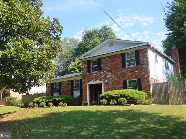 808 Downs Dr, Silver Spring, MD 20904