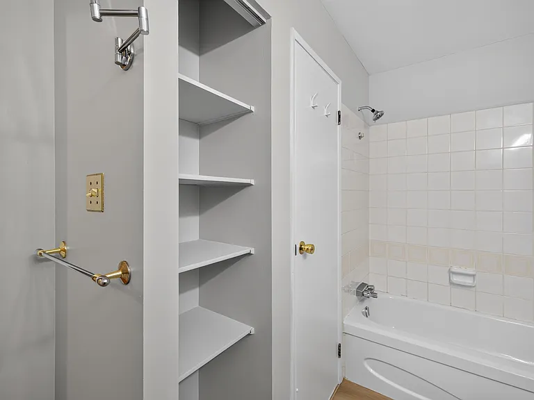 2314 151st Ave NW — Photo 22