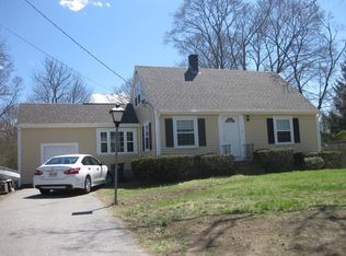 17 Bellows Cir, Abington, MA 02351