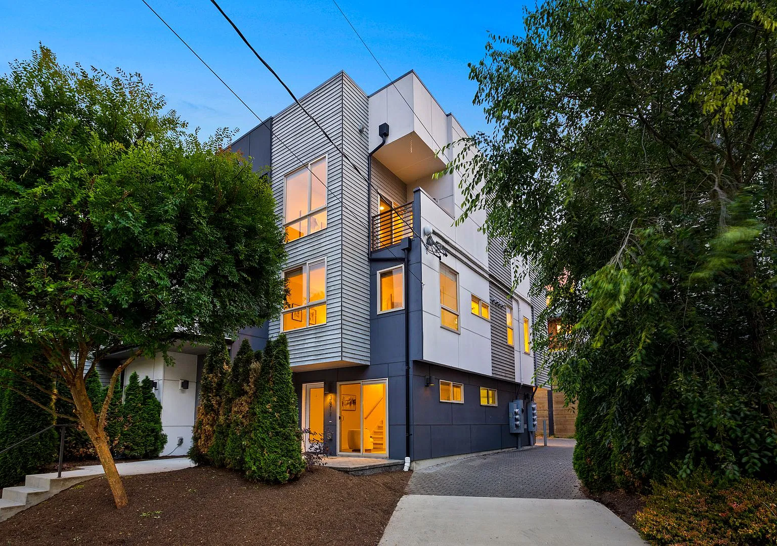 2Bd/1.75Ba Seattle Townhome — Photo 1