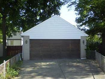 4th image of 212 W Underwood Ave