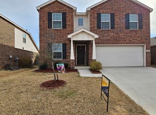 1045 Knightly Ln, Haslet, TX 76052