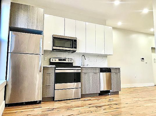 1st image of 1671 Lincoln Pl #1A