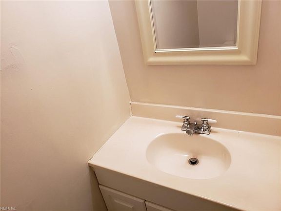 5th image of 3631 Chase Ct