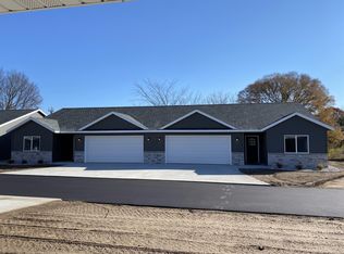 Chestnut Duplexes - 2483 (3 Bedroom), Plover, WI 54467