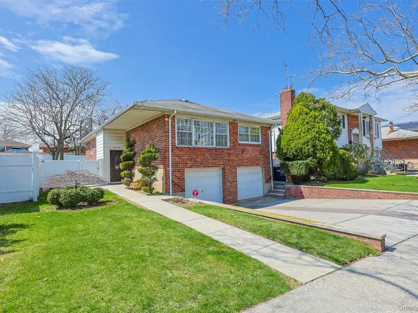 2630 Clearview Expressway, Bayside, NY 11360