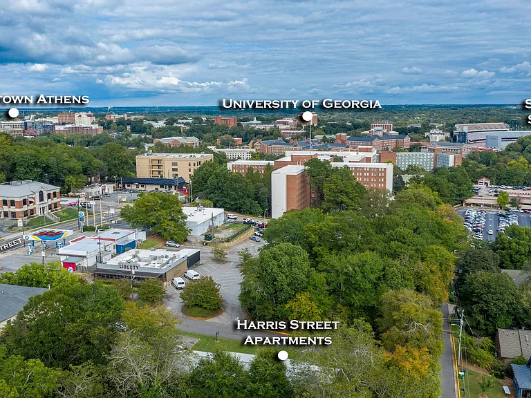 590 S Harris St — Photo 11