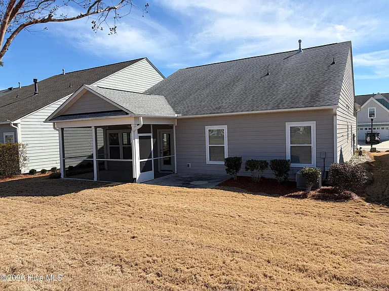 5872 Park West Cir — Photo 26