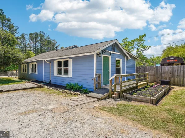1042 Main St, Whitesburg, GA 30185