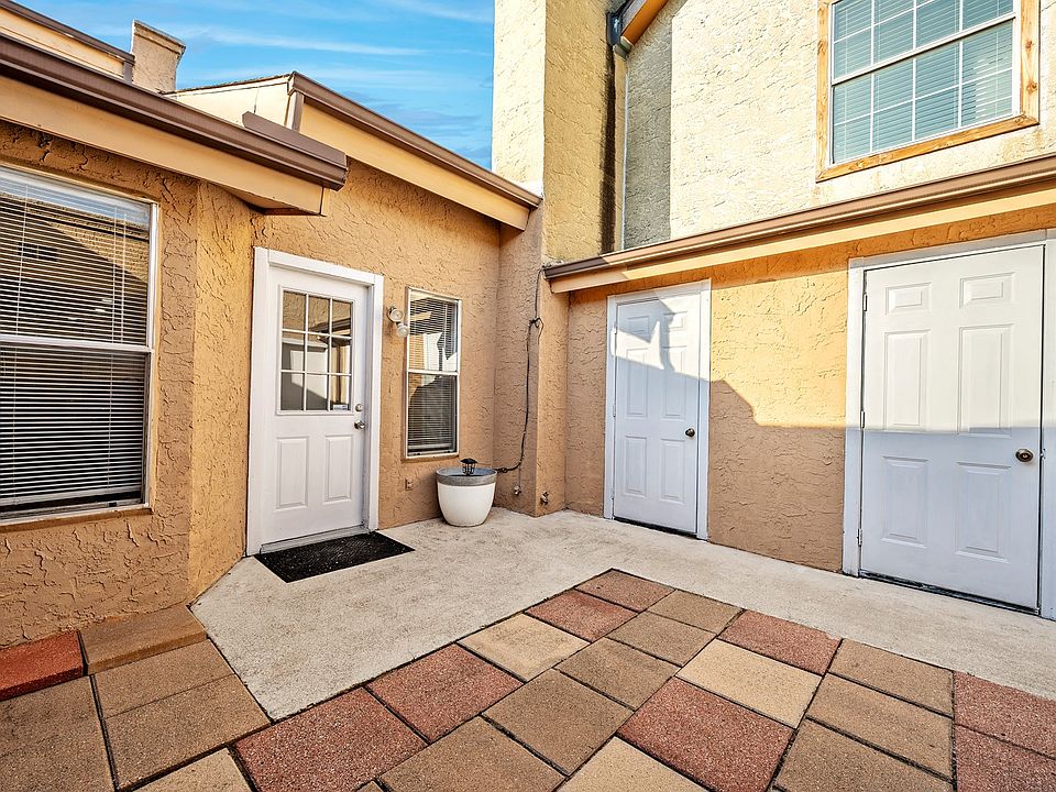 1st image of 1837 Amber Ln
