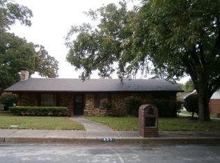 433 Ten Mile Dr, Desoto, TX 75115