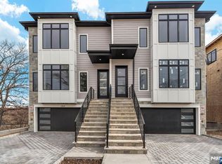 2162 Jones Rd, Fort Lee, NJ 07024