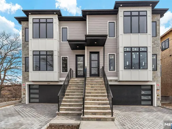 2162 Jones Rd, Fort Lee, NJ 07024