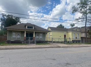 2005 Fulton St, Houston, TX 77009